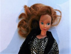 barbie redhead taiwan gold a
